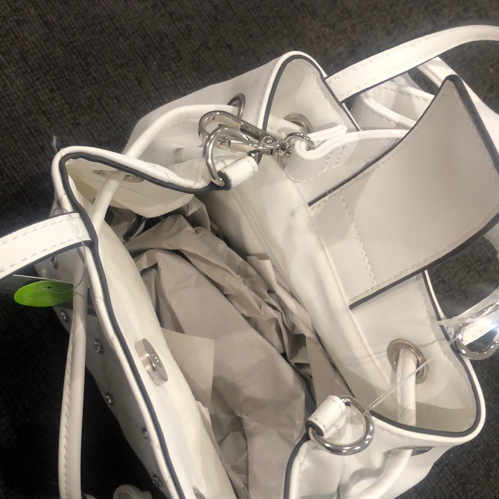 Purse - Picture 2 of 5